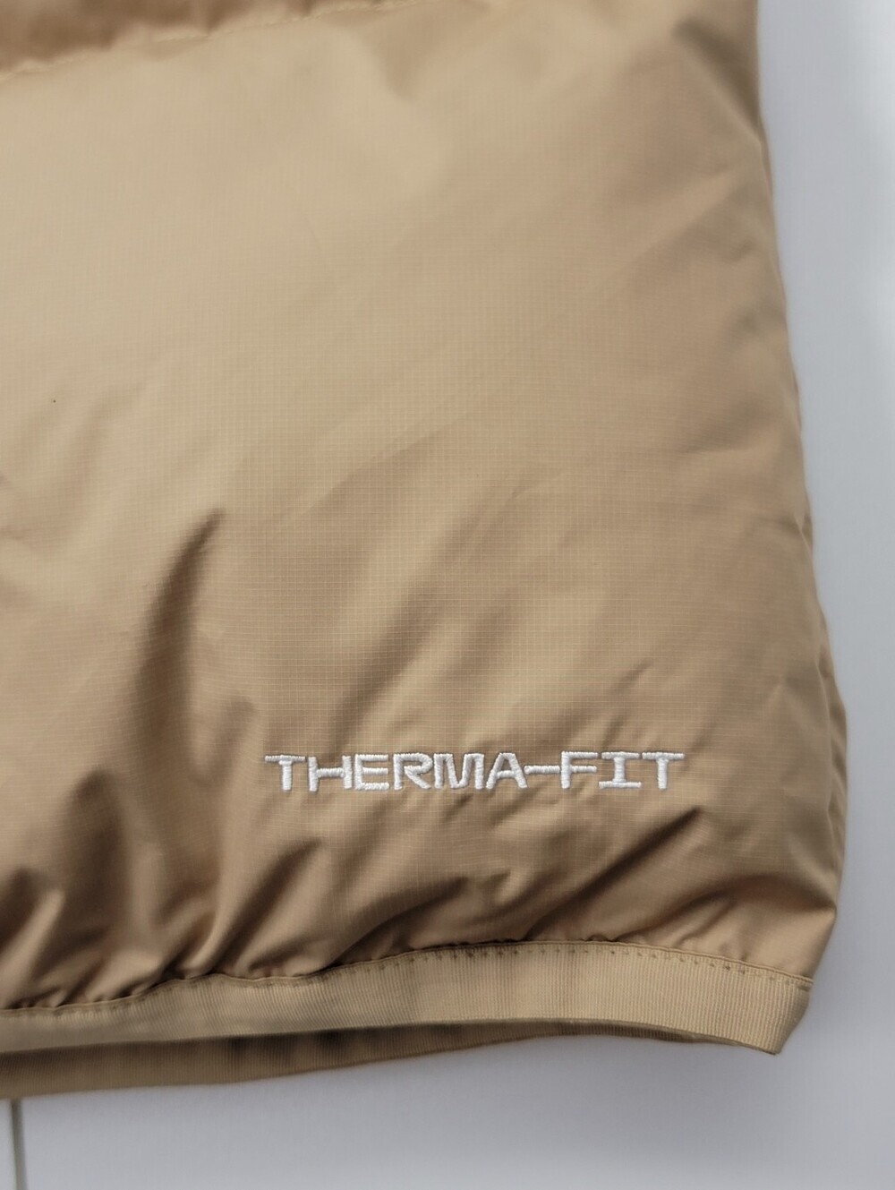 Nike Sportswear Club Men's Size XL Therma-FIT Down Puffer Vest Beige/White New - Picture 7 of 11